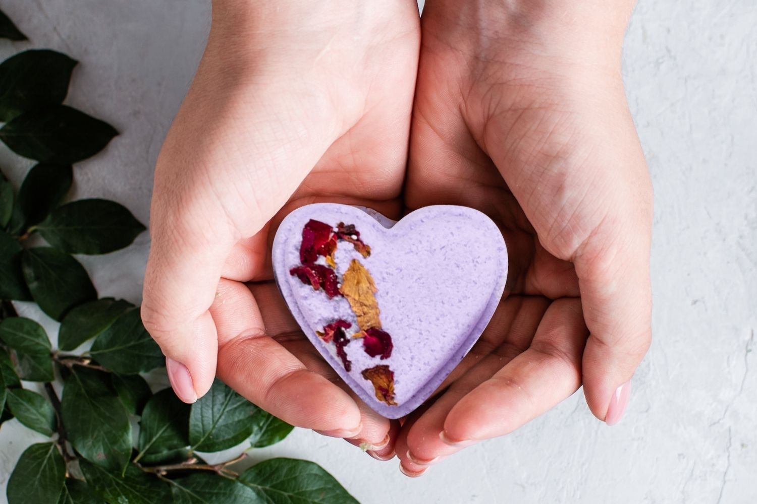 Set of 5 Heart Shaped Shower Steamers Package  - in a Gift Box - Can be personalized-2